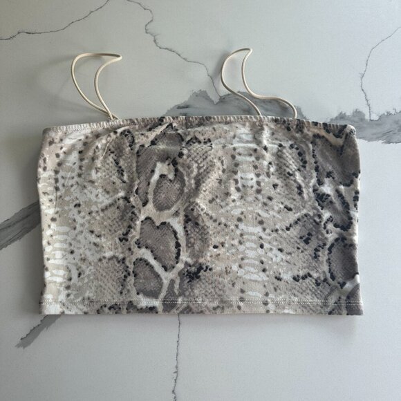 FASHION NOVA | Snake Print Crop Top | Beige Neutral | Size Small - Picture 2 of 16